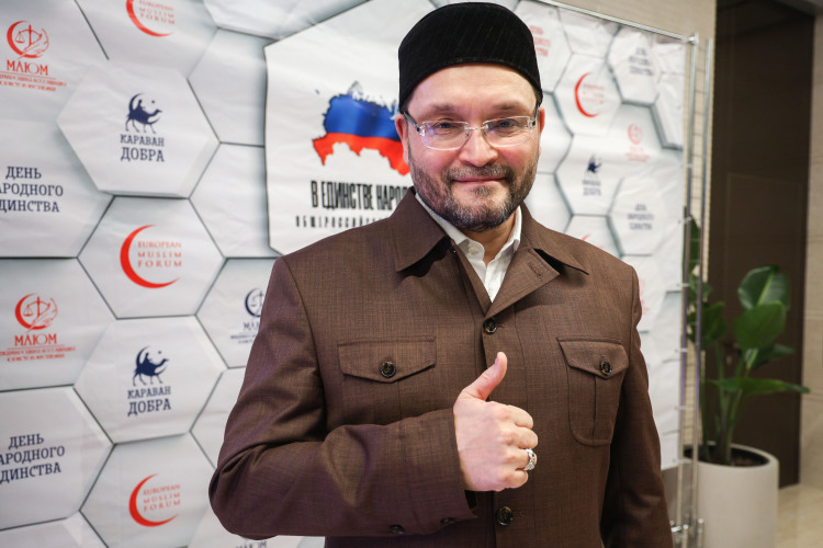 Противоречиво оценивают наши эксперты президента Европейского мусульманского форума Абдула-Вахеда Ниязова