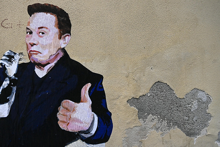 3 июня миллиардер, который лишь несколько дней назад завершил работу в администрации Трампа, решил пойти с ней на открытый конфликт и вновь разнес «Большой красивый закон», не поскупившись на эпитеты