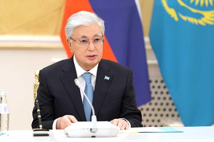 Касым-Жомарт Токаев заявил, что для комплексного развития энергетики Казахстану необходимы три АЭС.