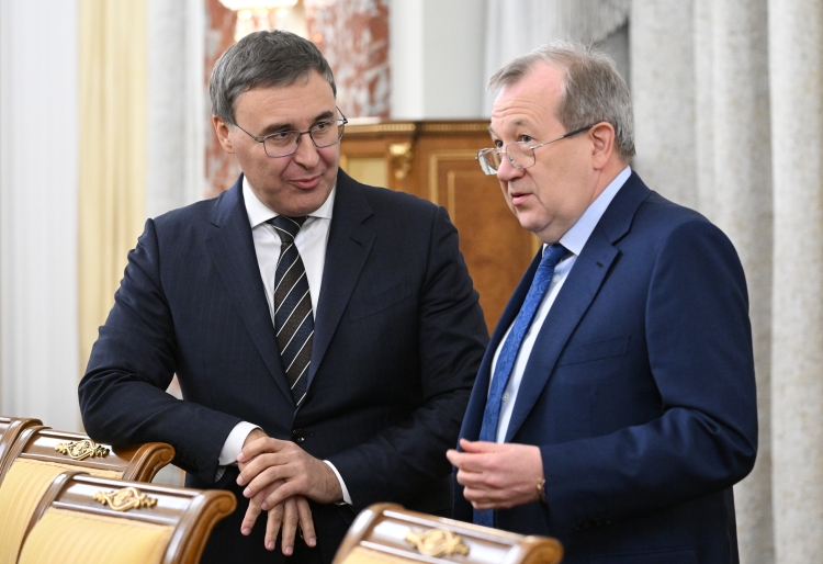 «Принципиальным моментом является поддержка инициативы раисом РТ Рустамом Нургалиевичем Миннихановым. Кроме того, идею поддерживают президент РАН Геннадий Красников и министр науки и высшего образования РФ Валерий Фальков (слева)»