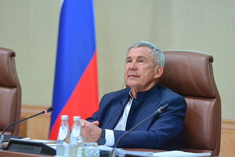 Проект в районе Кировской дамбы, который пока остается в секрете, Минниханов поддержал. Но возникла дискуссия по поводу шумозащитных экранов