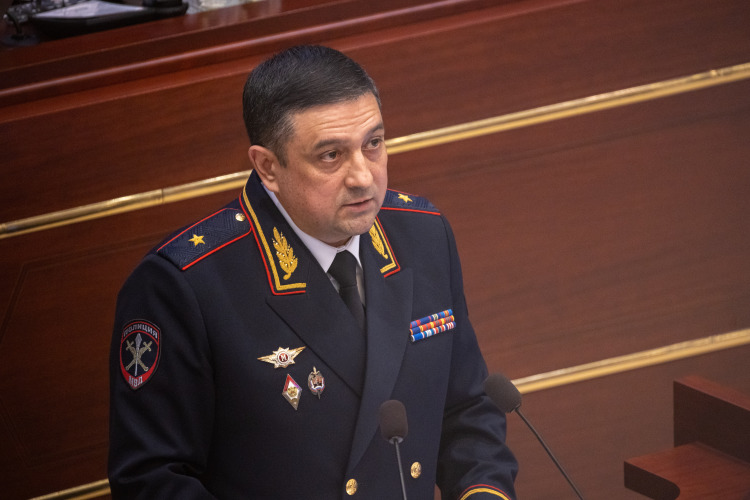 Решающую роль сыграл министр внутренних дел РТ Дамир Сатретдинов, который первоначально и обратил внимание на ценного кадра