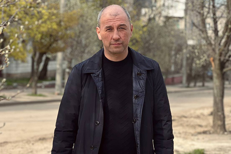 «Я сам постоянно выезжаю в Лисичанск, Рубежное, Донецк, аналогичную деятельность фонда планируем развернуть на новых территориях»
