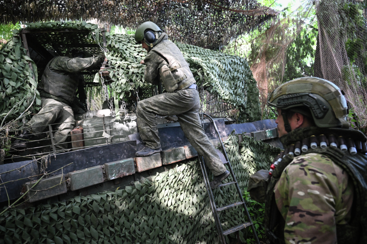 Главным военным событием в зоне проведения специальной военной операции на этой неделе стал выход передовых частей 90-й танковой дивизии