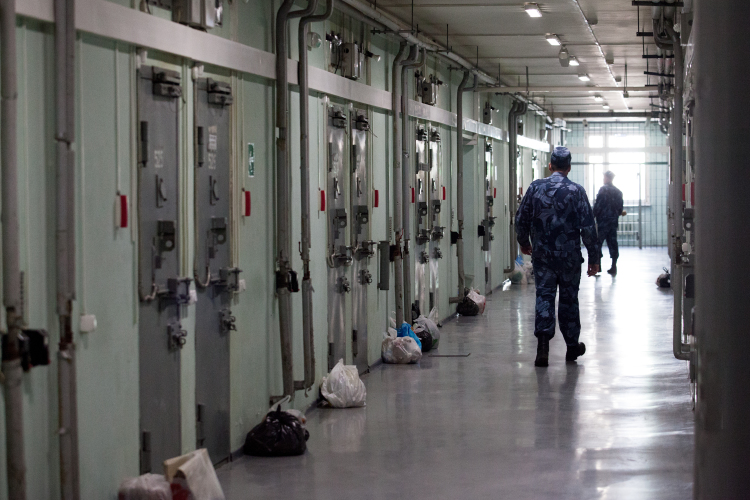 Минабутдинов находился в СИЗО с 27 декабря прошлого года. Под арест его отправил Альметьевский горсуд по подозрению во взятке и превышении должностных полномочий