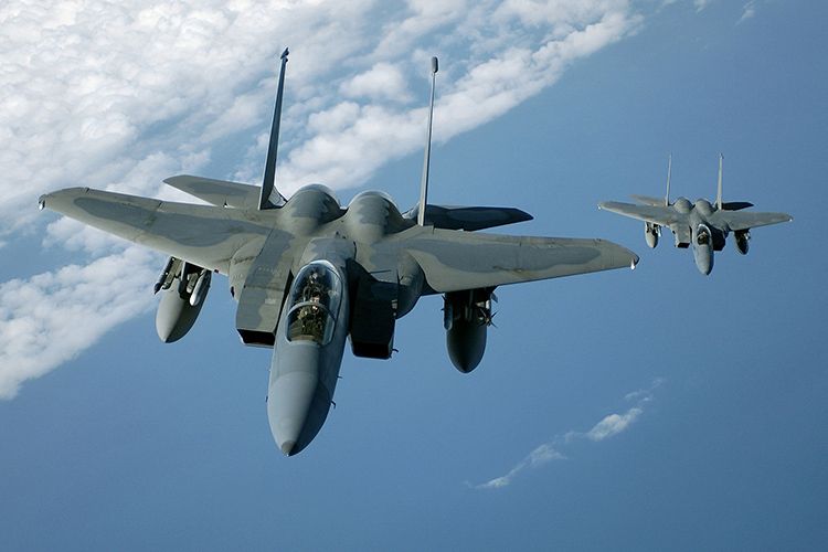 «Весь авиапарк Израиля — это американские F-15, F-16 и F-35. Все авиабомбы, которые они несут, — американские. Вся техника израильская (в основном авиационная, но не только) — американская»
