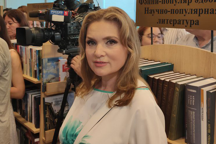 Одним из последних дикторов телевидения была Эльза Ахметзянова