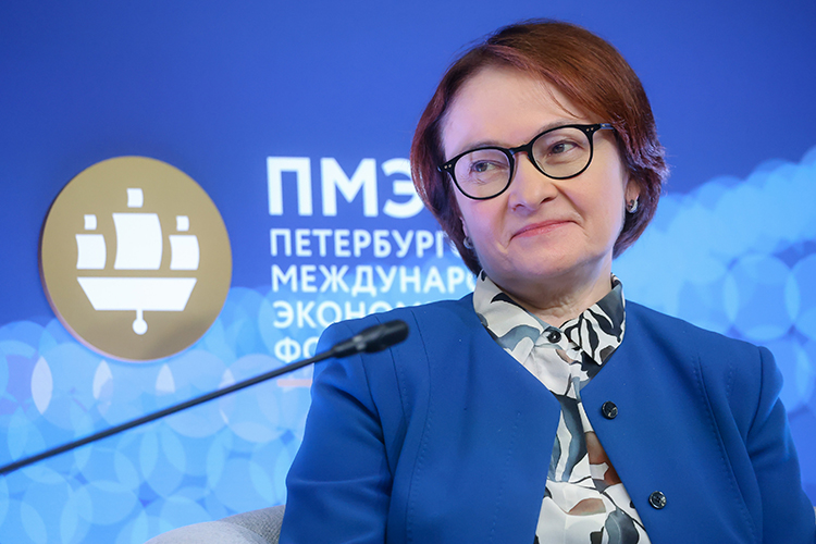 Снижение цен важно и для людей, и для бизнеса. «Но интуицию тоже, наверное, никто не отменял», — добавила председатель ЦБ
