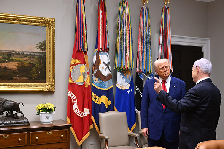 Трамп считает, что есть шансы на дипломатическое взаимодействие с Тегераном по его ядерной программе, и в течение двух недель решит, будут ли США наносить удары по Ирану