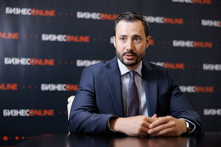 «Конечно, объем новых заявок от компаний из Европы и США после 2022-го сократился. Но большинство компаний по-прежнему поддерживают свои патенты и товарные знаки в России»