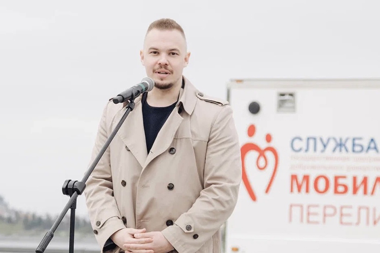 Андрей Анисимов работу в Институте фундаментальной медицины и биологии успешно совмещает с руководством центром органного донорства «Сила внутри», который он же и основал
