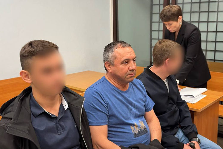 По данным источников «БИЗНЕС Online», оперативники УБЭП вышли на Латыпова едва ли не случайно: расследовали дело по факту взятки за то, чтобы вернуть с фронта мобилизованного