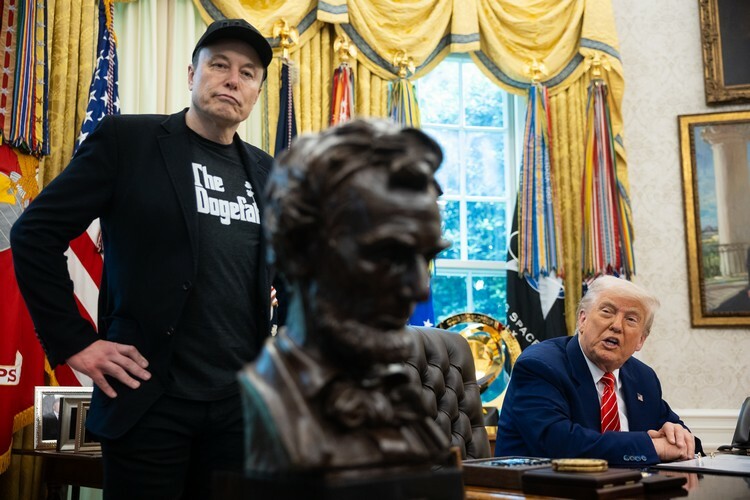 Илон Маск и Дональд Трамп получали деньги от Тиля