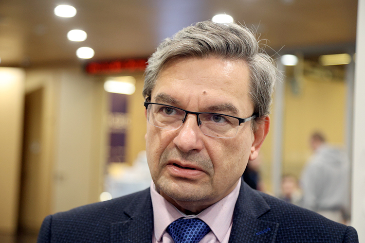Михаил Онуфриенко: «В целом можно отметить, что наступление продолжается. Наибольшие успехи достигнуты на новопавловском и покровском направлениях»