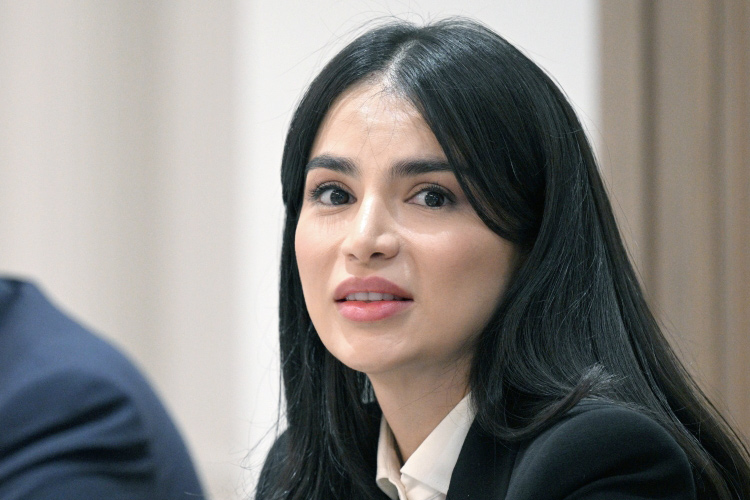 Главный конкурент – 16-летний брат? Саида Мирзиёева все ближе к властному олимпу Узбекистана