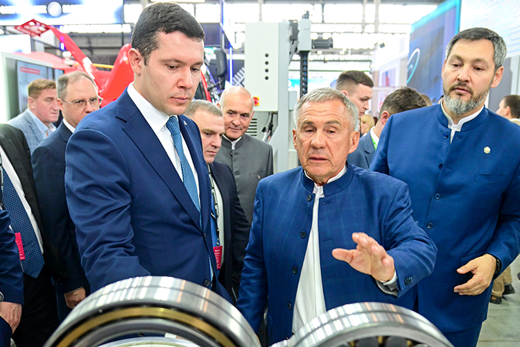 Минниханов согласовал с министром промышленности и торговли РФ Антоном Алихановым господдержку для будущего подшипникового завода челнинского холдинга «ТЭМПО» Фаила Шарифуллина