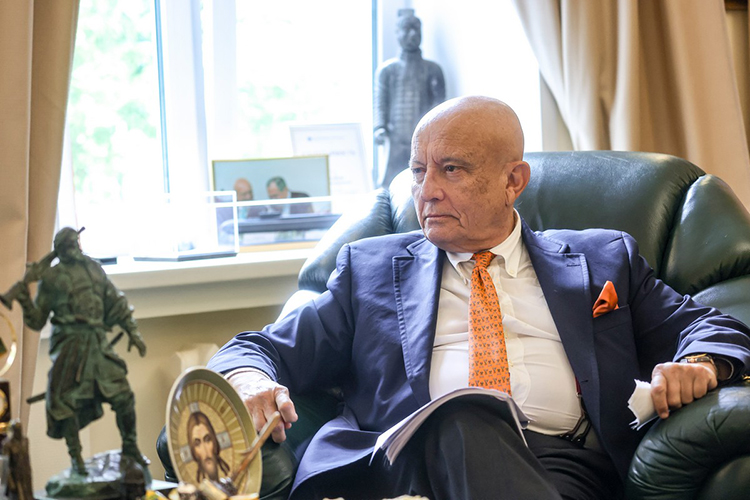 Сергей Караганов: «Мы находимся в преддверии, а, может быть, уже в начале огромной череды кризисов»