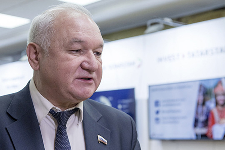 Ильдар Гильмутдинов посчитал, что для более комплексного анализа национального вопроса в России необходимо привлекать не только профильное агентство, но и другие ведомства — министерства культуры, образования и другие