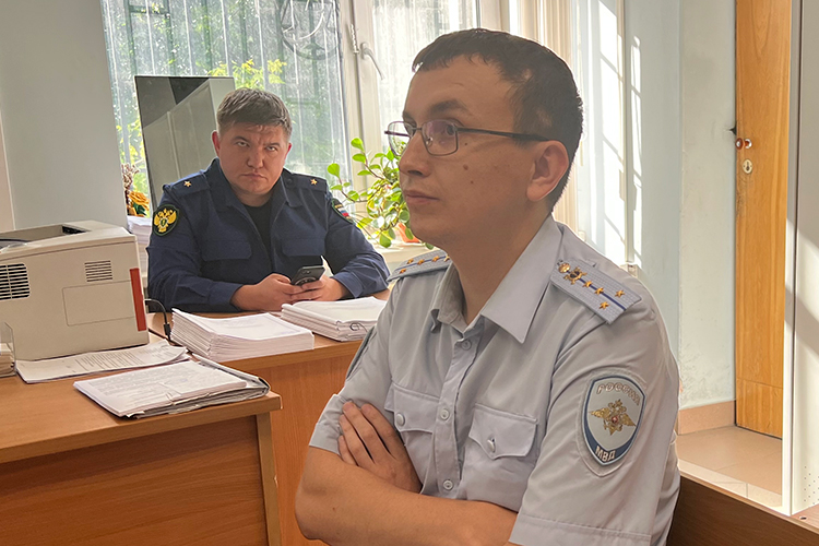 Расследованием дела занимается целая следственная группа из числа следователей ГСУ МВД по РТ, которую возглавляет следователь Ильнур Шайхутдинов