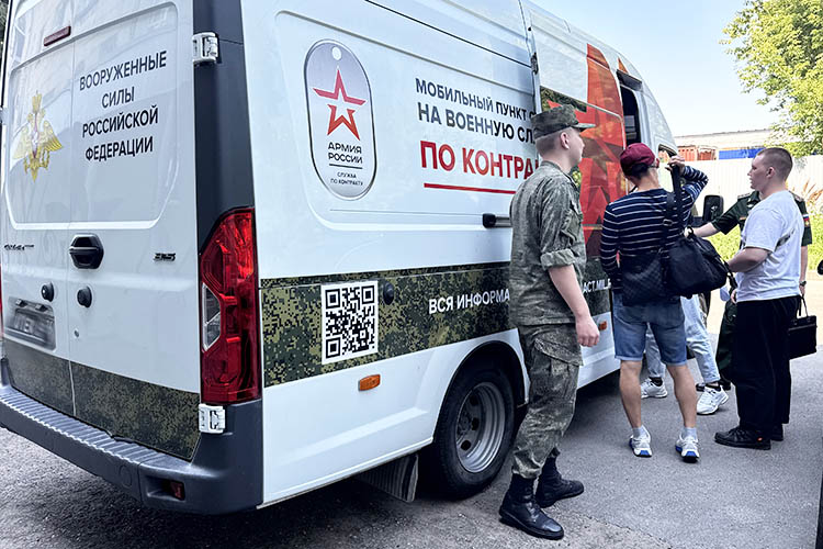 Стать морпехом за один день: за полгода из Татарстана на СВО и в Африку уехали более 8 тысяч добровольцев