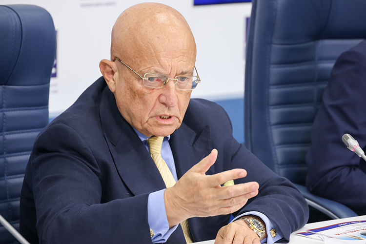 Сергей Караганов: «Если вы не готовы верить во Всевышнего, но верите в самое лучшее в себе — это уже шаг к вере»