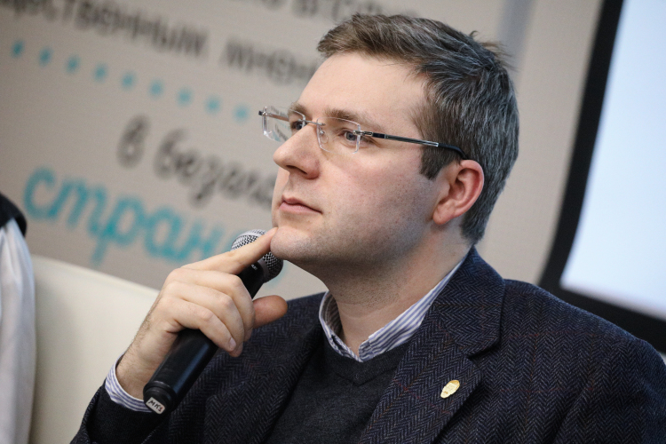 Илья Гращенков: «Я, конечно, тоже испытал шок, когда по горячим следам комментировал отставку Старовойта с поста министра, а через несколько часов узнал, что он покончил с собой»