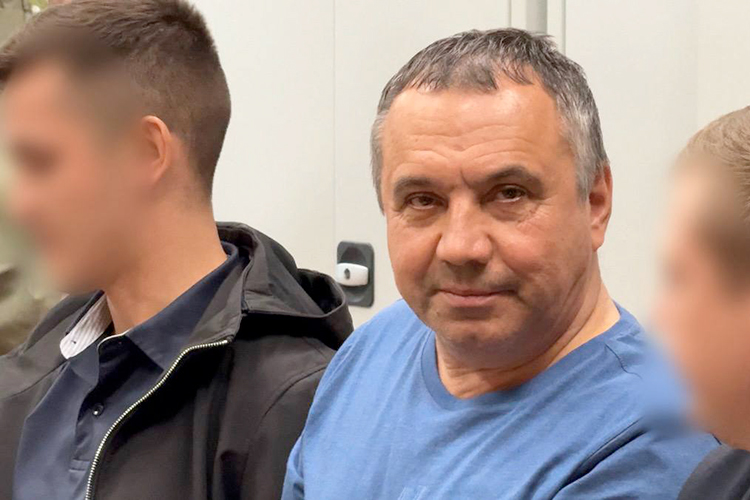 Ильгиз Латыпов из клетки СИЗО: «За границу не собираюсь, по работе у меня была вторая форма секретности!»