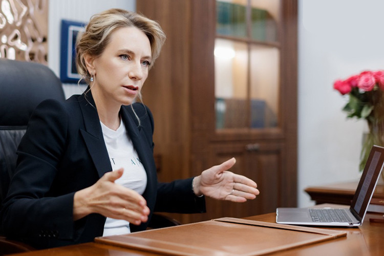 Елена Аношкина считает, что адвокатские взносы вполне приемлемы, «особенно учитывая, что не все юристы занимаются судебным представительством»