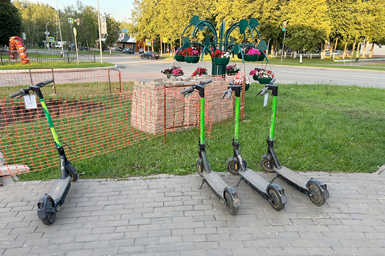 В Елабуге все же был кикшеринг, но от местного предпринимателя.
