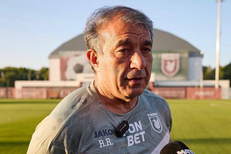 В общем, «Рубин» придерживается курса, который предлагал с самых первых дней главный тренер Рашид Рахимов