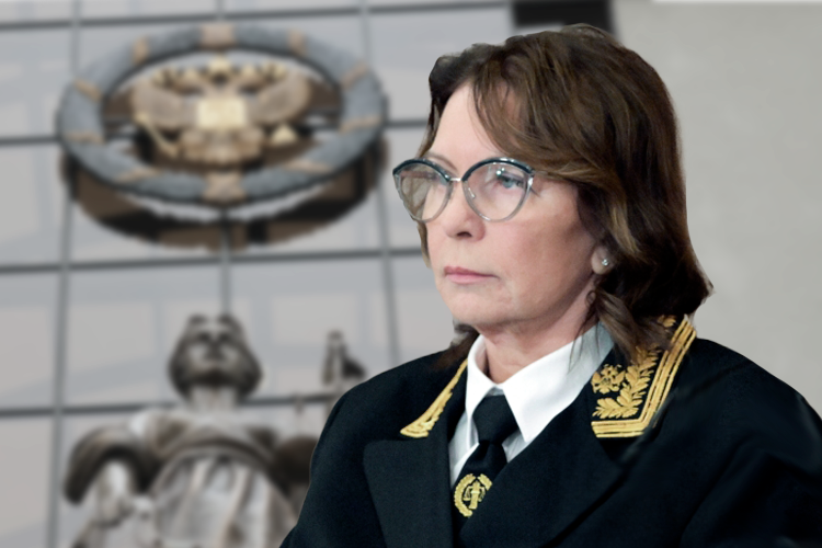 «Не относилась ни к одному «клану»: чем запомнится первая женщина – председатель ВС РФ?