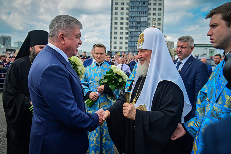 Главным пунктом в патриаршей программе поездки в Набережных Челнах на следующий день была совсем не закладка Воскресенского кафедрального собора