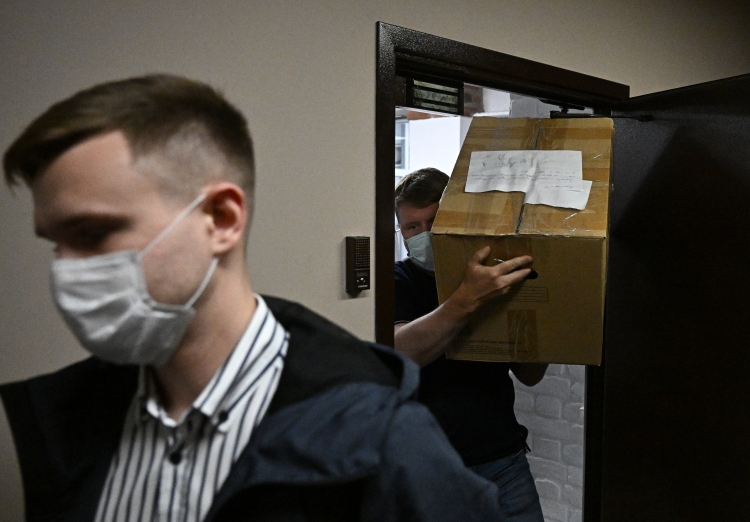 «Тайная канцелярия» связывает обыски в редакции канала «База» с усилением в российской силовой системе устойчивого тренда на зачистку каналов несанкционированных утечек чувствительной информации