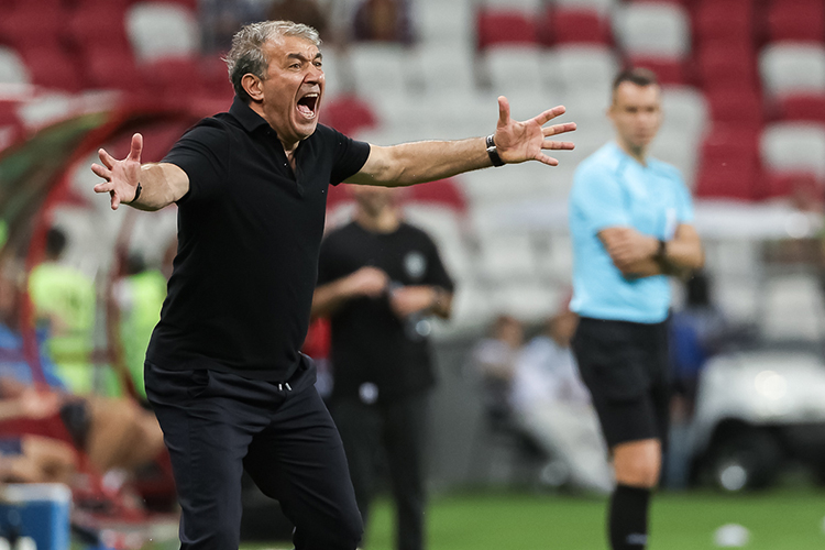 Рашид Рахимов: «Команда уже второй год прыгает выше головы»