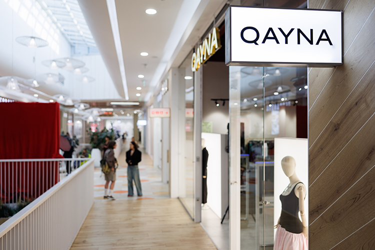 В KazanMall распахнул свои двери первый офлайн‑бутик Qayna — казанского бренда, созданного стилистом и дизайнером Альбиной Гилязовой