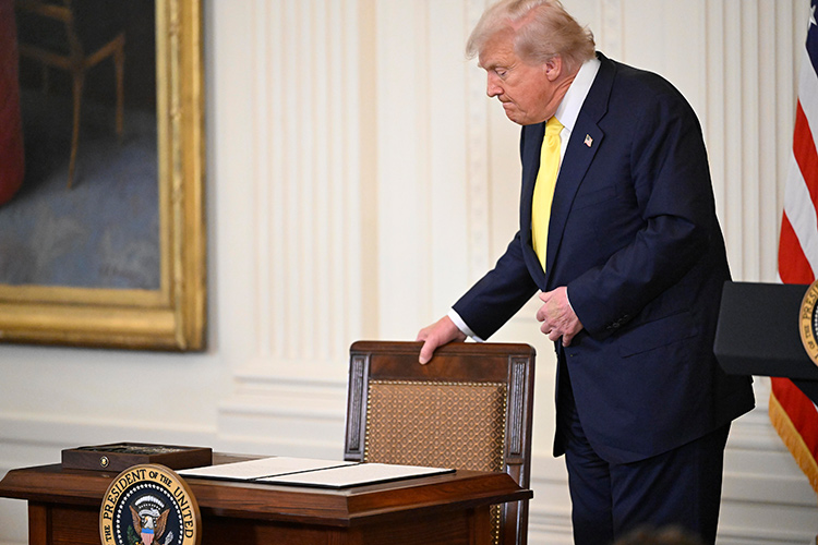 «Что такое Дональд Трамп как политик? Это очевидная коалиция трёх больших сил и многих маленьких»