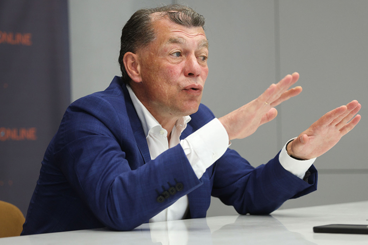 «Я все время говорю критикам: «Вы сами попробуйте!»