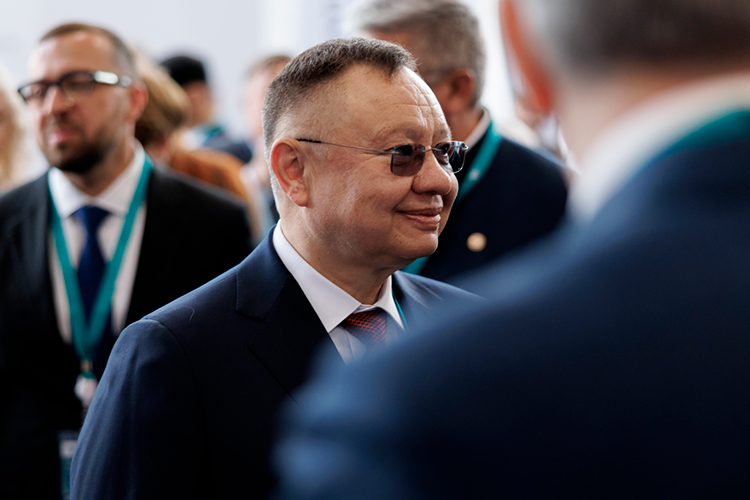 Как пояснил «БИЗНЕС Online» министр строительства и ЖКХ России Ирек Файзуллин, списать могут и всю сумму сразу, для этого Татарстан должен подтвердить целевые расходы этих средств