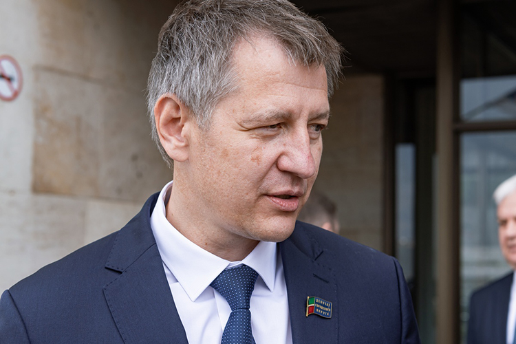 Евгений Архипов: «За два созыва по 18-му округу, который я представляю, мы практически сделали все, что планировали на старте: отремонтировали все детские сады, медицинские учреждения, бульвары и скверы»