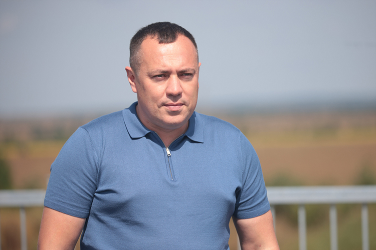 Артем Струков: «Задача стоит к концу осени пустить полноценное движение в обход Сокуров по новому направлению. Я не говорю, что мы будем ленточку перерезать или что-то такое… Пускаем рабочее движение и разгружаем весь этот узел»
