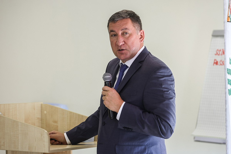Гендиректор фонда Айдар Салихов сообщил, что с РЭЦ уже заключен договор о субаренде в Доме предпринимателя, а его представитель приедет уже в ближайшие одну-две недели