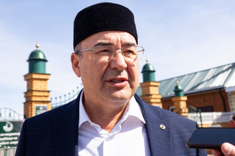 Радиф Замалетдинов: «Сейчас появится документ, и это поможет тем, кто занимается воспитательной, образовательной деятельностью, чтобы им можно было руководствоваться»