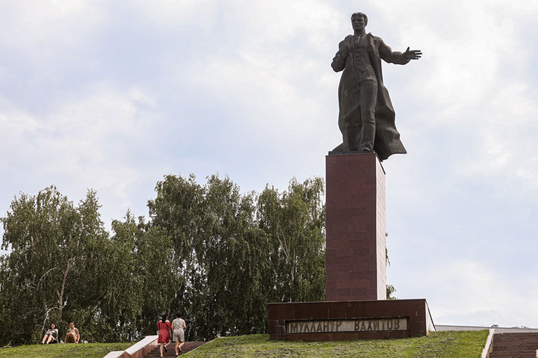 Главная память о Вахитове — это памятник, который стал одним из символов Казани
