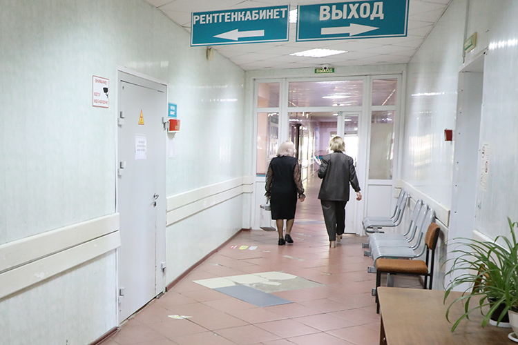 «Несмотря на непростые для бюджета времена, он [Рустам Минниханов] принял принципиальное и очень важное для Бугульмы решение: основные работы по ремонту ЦРБ мы завершим уже в следующем году, а полный ремонт, включая пищеблок, морг и аптеку, — максимум в течение ближайших двух лет»