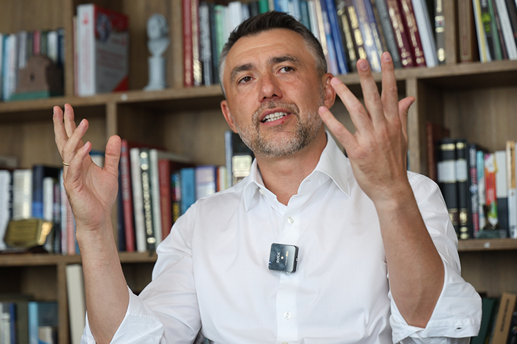 Дамир Фаттахов: «Первое впечатление: Бугульма — город 10 минут. А это на самом деле определенный комфорт, когда ты можешь очень быстро оказаться практически в любой точке города»