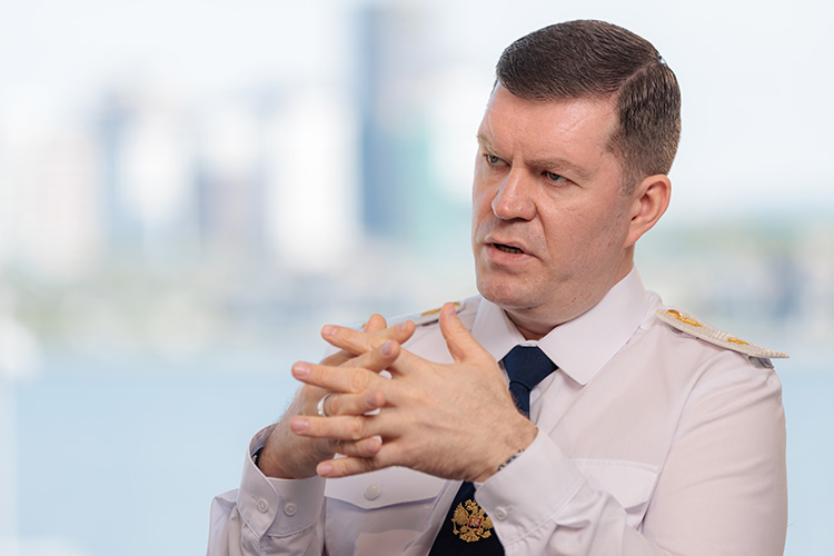Альберт Суяргулов: «Вклад прокуратуры республики в общее дело — состояние законности в стране — достаточно весомый и серьезный. Я в этом не сомневаюсь и уверен, что мои ребята на высокопрофессиональном уровне эту работу делают»