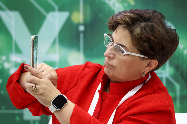 Ирина Чемерчева: «На сегодняшний день подписано соглашение с более чем 800 туристическими организациями — туроператорами, обеспечивающими безвизовый въезд. Однако неясно, сколько из них обучены программам приема китайских групп, понимают ментальность этих гостей и знают специфику сервиса»