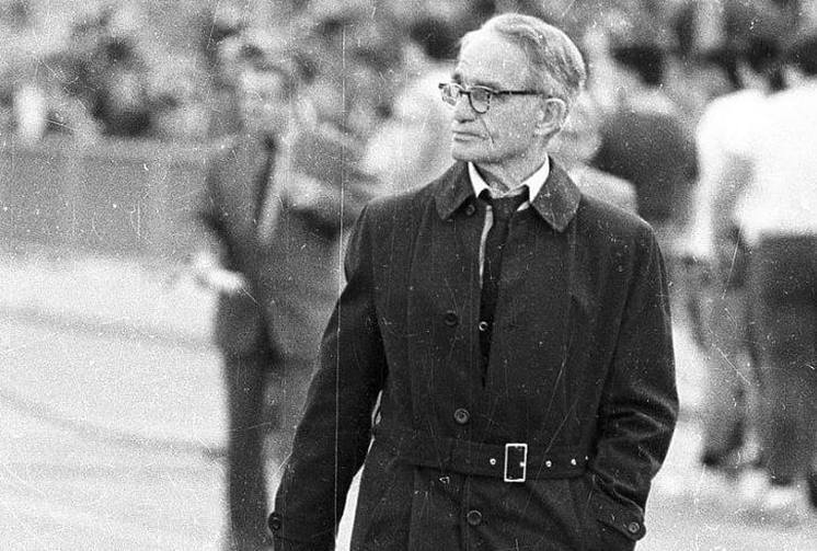 Николай Старостин
