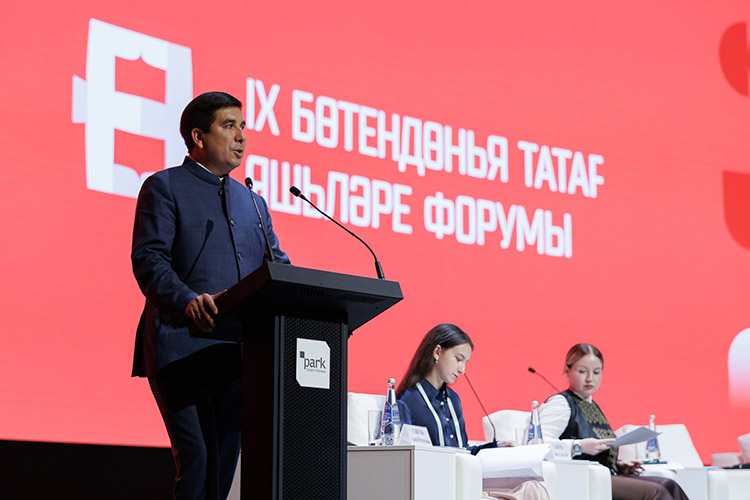 Руководитель исполкома ВКТ Данис Шакиров
