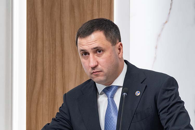 Фарид Салахов: «Вариант с денежной компенсацией — это прерогатива субъекта Российской Федерации, то есть Республики Татарстан. Республика должна принять соответствующее решение. Данный вопрос находится в проработке»